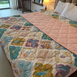 King Room Mountain View